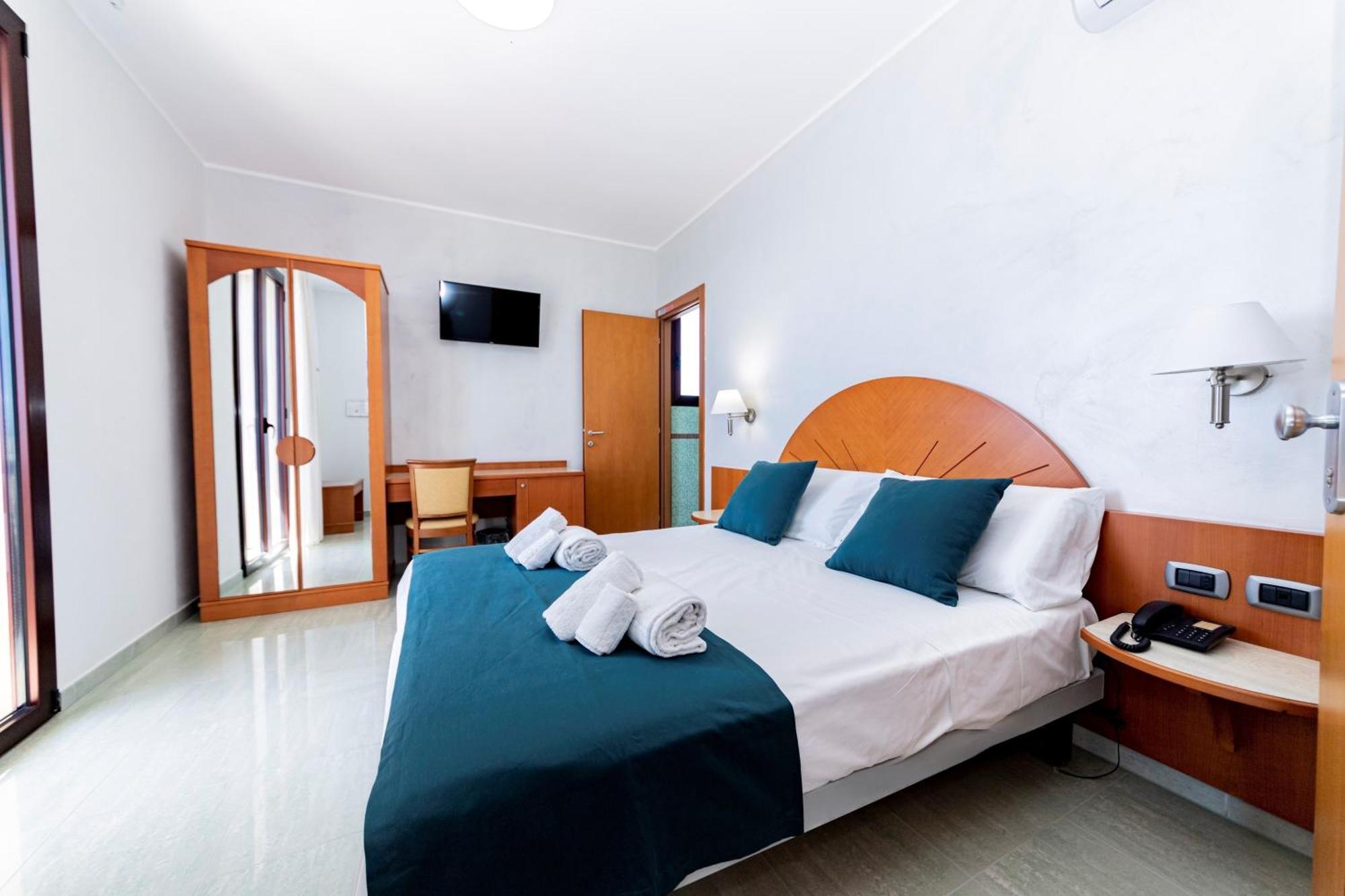 Hotel Alba Torre Lapillo Eksteriør bilde