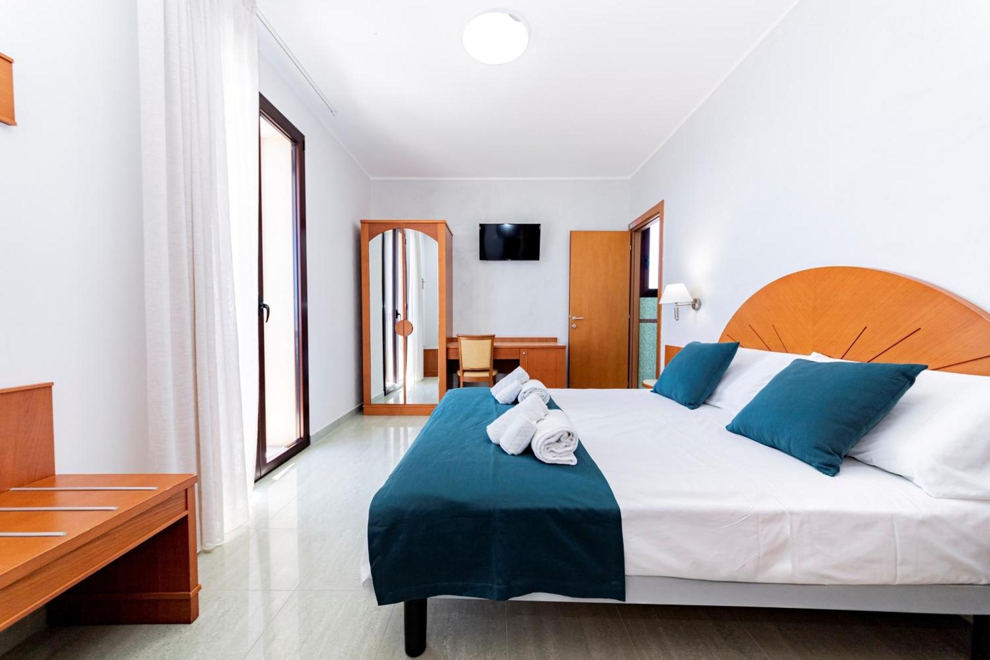 Hotel Alba Torre Lapillo Eksteriør bilde