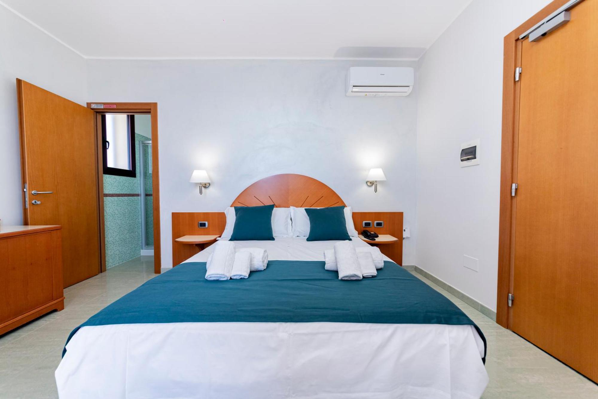 Hotel Alba Torre Lapillo Eksteriør bilde