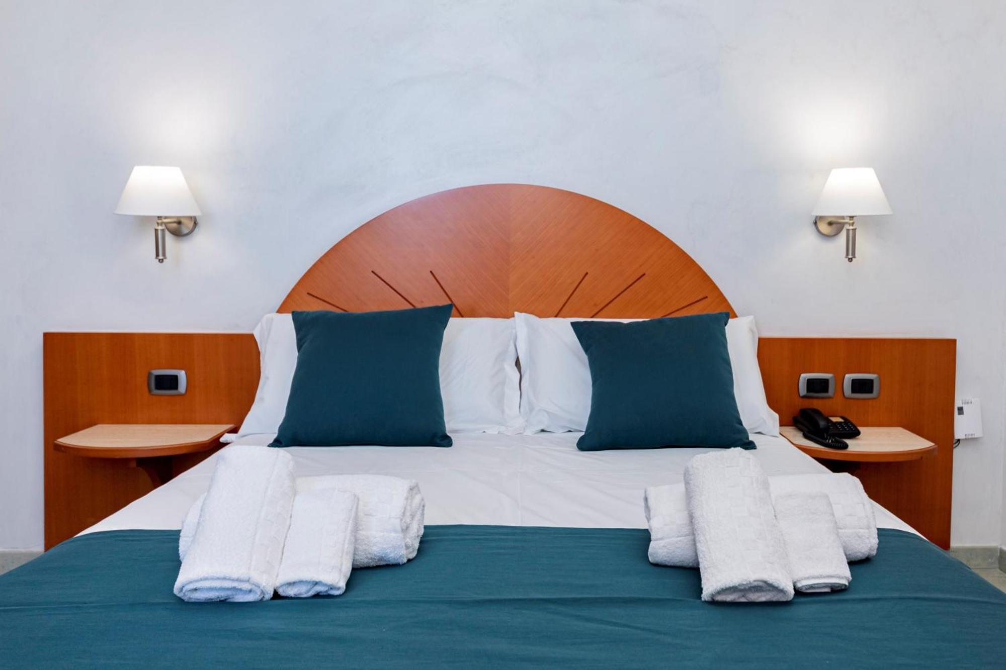 Hotel Alba Torre Lapillo Eksteriør bilde