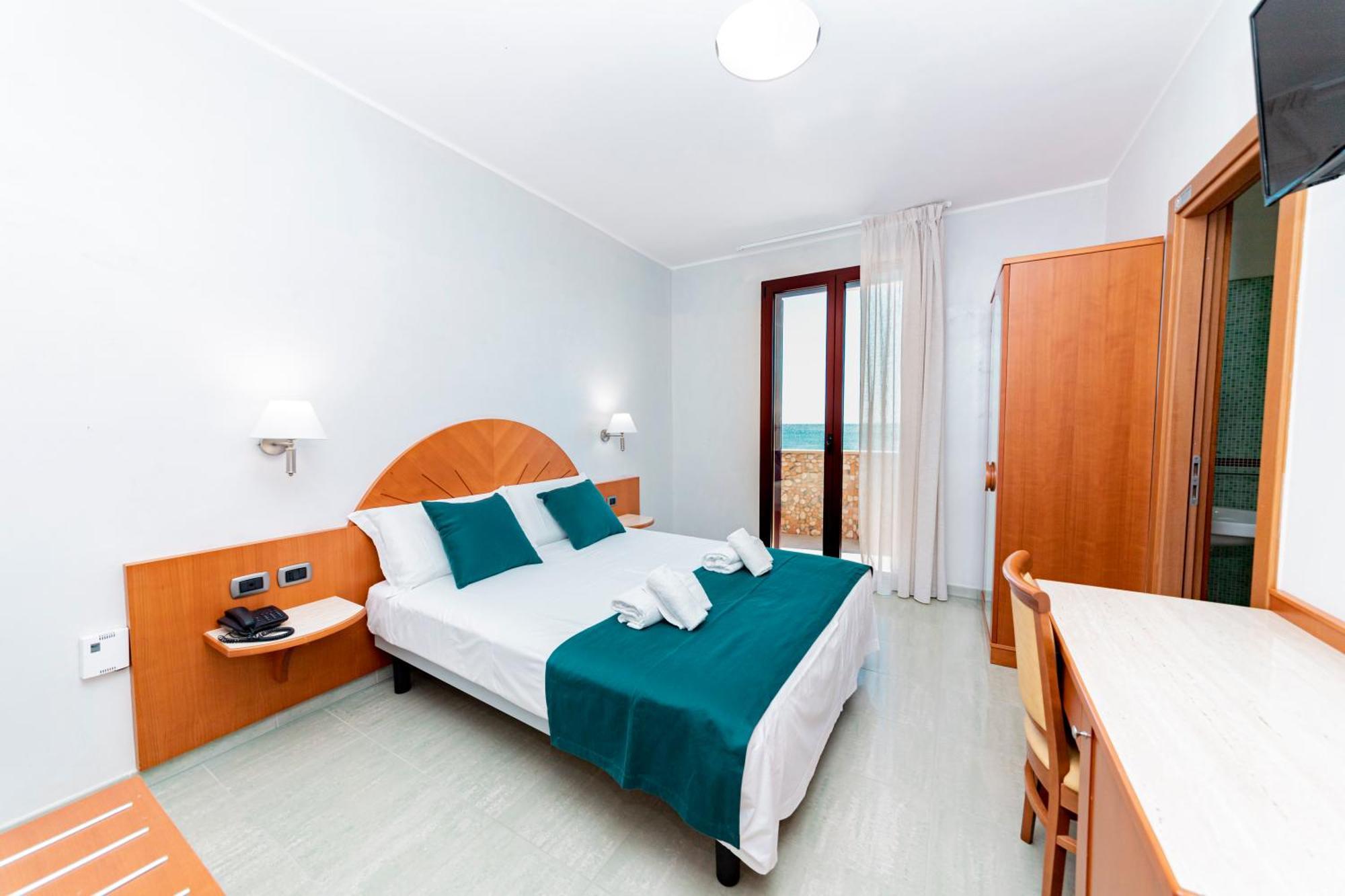 Hotel Alba Torre Lapillo Eksteriør bilde