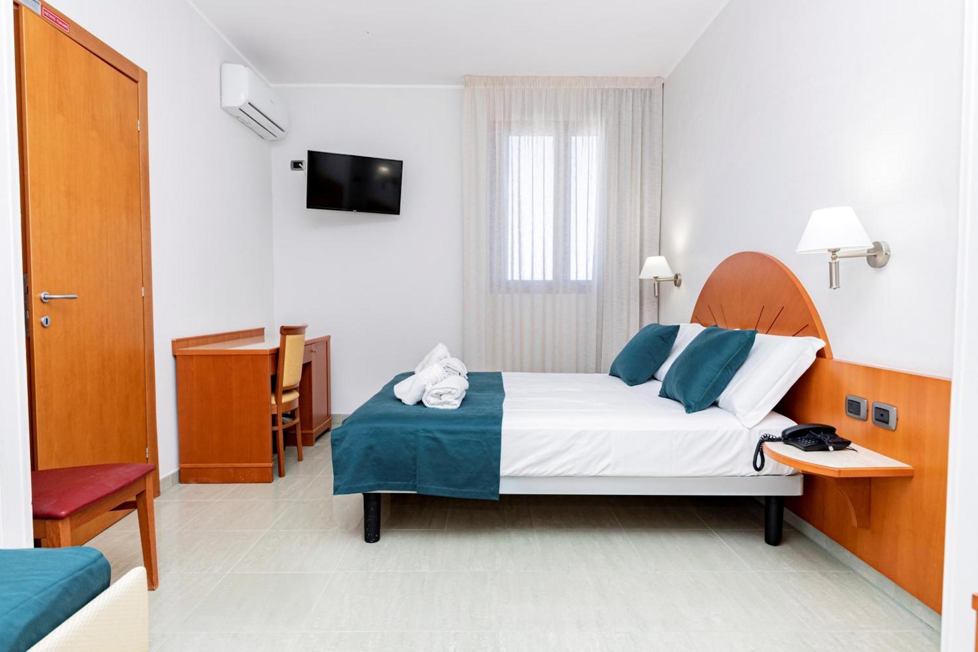 Hotel Alba Torre Lapillo Eksteriør bilde