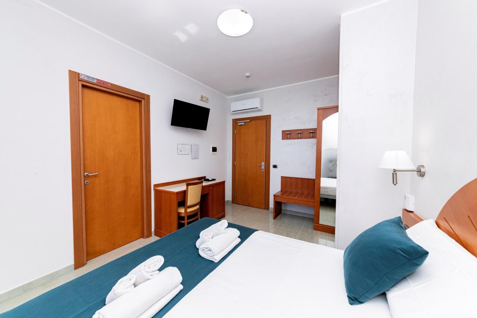 Hotel Alba Torre Lapillo Eksteriør bilde