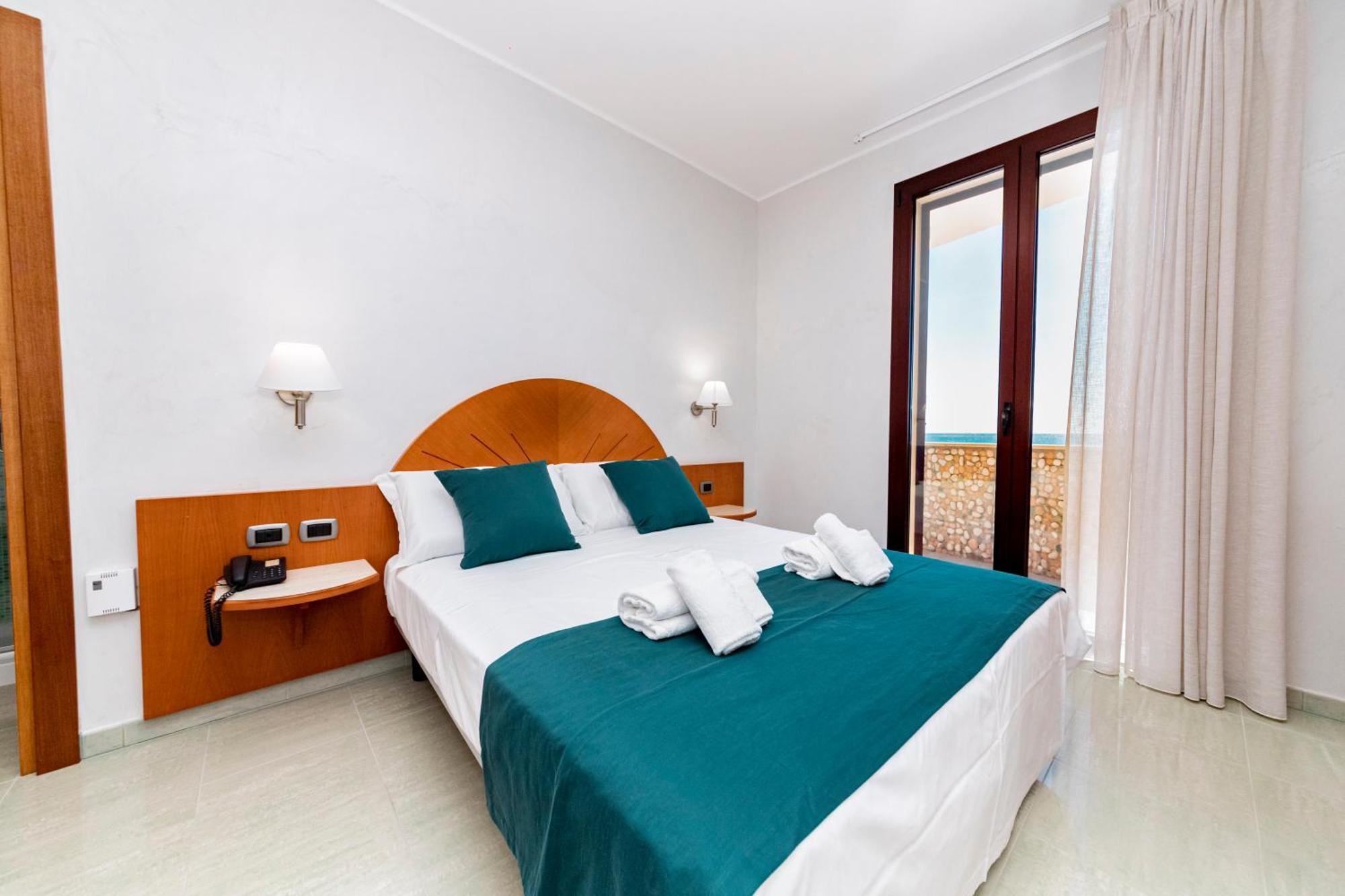 Hotel Alba Torre Lapillo Eksteriør bilde